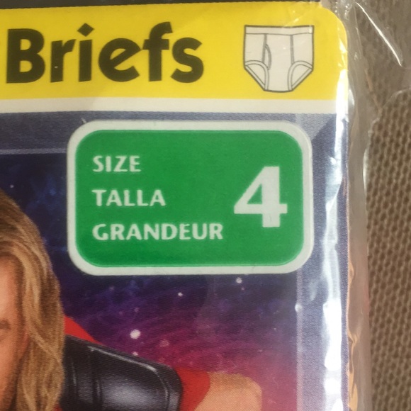 ➡️2/$20⬅️ Toddler SUPERHERO socks & briefs bundle - Picture 5 of 6